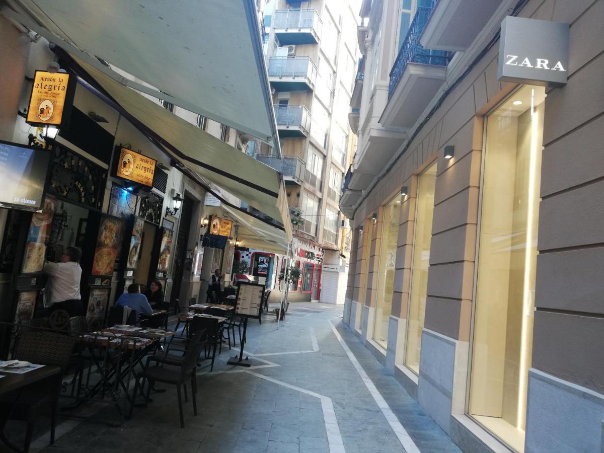 Apartamento Con Encanto "Larios Street" Daire Málaga Dış mekan fotoğraf